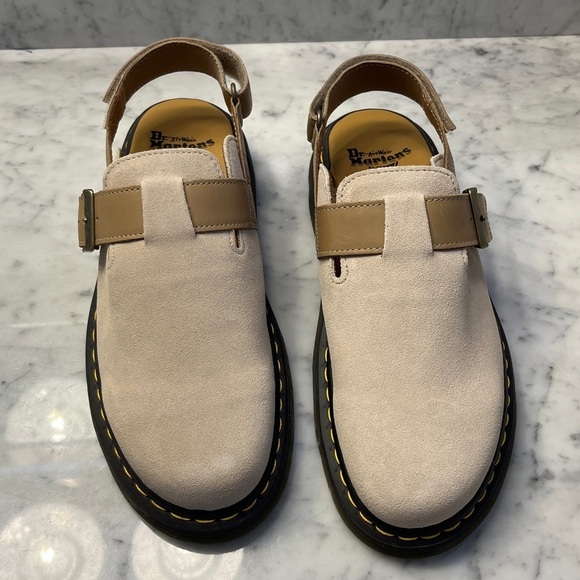 Dr Martens Jorge II Parchment Beige Suede Sandals Size 11 Mens or 12 Woman’s NIB